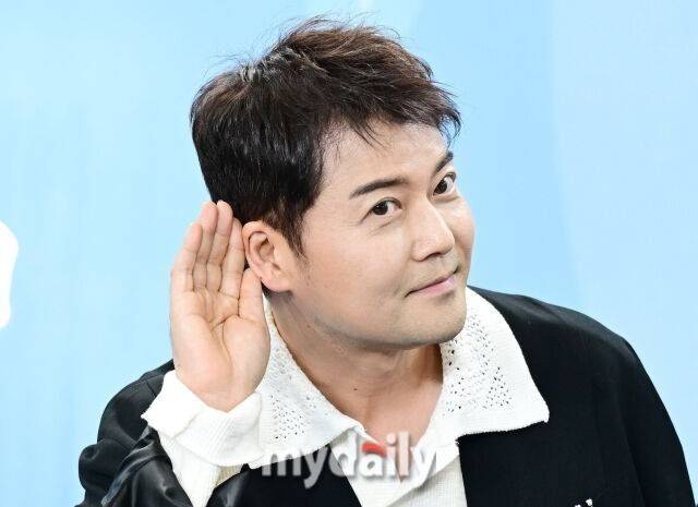 전현무 / 마이데일리