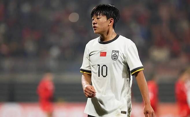 ▲ 중국 축구가 드림팀을 발견했다. 국제대회에서 5경기 전승, 42골을 뽑아내는 믿기지 않는 결과에 들떴다. 이제는 일본과 같은 조에서 맞붙게 됐는데 피하지 않고 승리를 자신할 정도다. ⓒ 소후닷컴