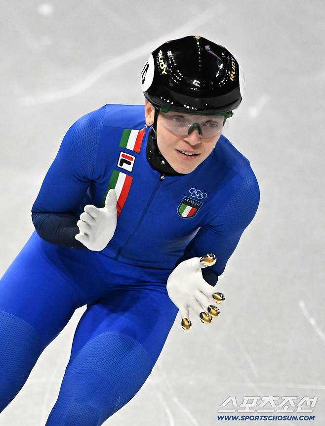 13일(한국시간) 이탈리아 밀라노 아이스스케이팅 아레나에서 쇼트트랙 여자 500m 준결선이 열렸다. 2위로 결승 진출한 아리아나 폰타나. 밀라노(이탈리아)=송정헌 기자songs@sportschosun.com/2026.02.13/