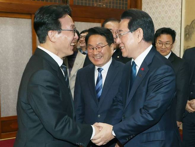 지난 12일 '전남광주통합특별시 설치를 위한 특별법'이 국회 행정안전위원회를 통과했다. 사진은 김영록 전남도지사 페이스북 캡쳐