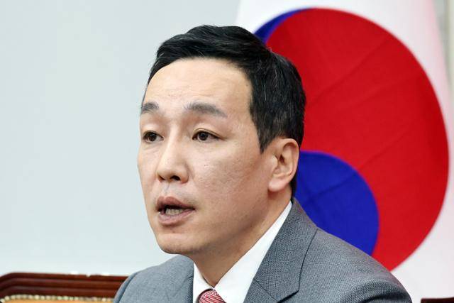 김민수 국민의힘 최고위원이 지난달 29일 국회에서 열린 최고위원회의에 참석해 발언하고 있다. 연합뉴스