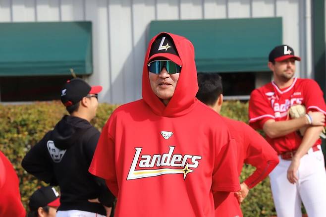 ▲ 이숭용 감독은 영원한 기회는 없다면서 몇몇 선수들의 올 시즌 성적을 예의주시하고 있다 ⓒSSG랜더스