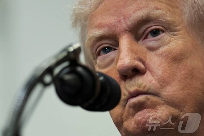 도널드 트럼프 미국 대통령이 12일(현지시간) 워싱턴DC 백악관에서 발표를 하고 있다. 2026.2.12 ⓒ 로이터=뉴스1