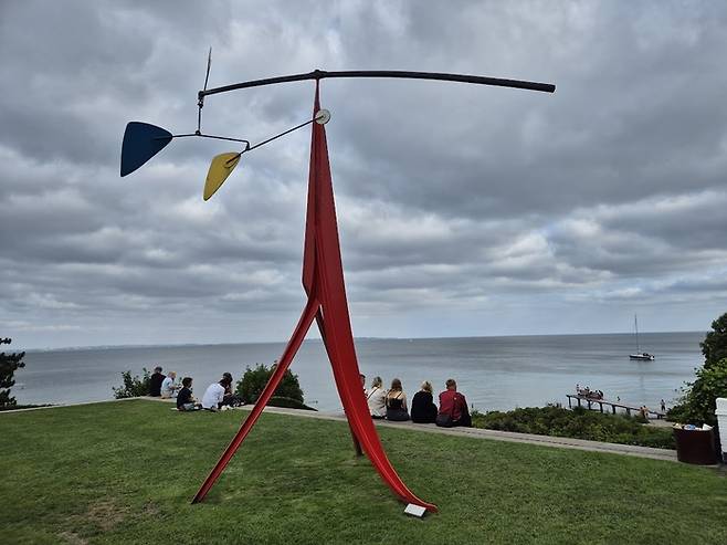 칼더와 외레순 해협이 보이는 바다뷰 ©김슬기