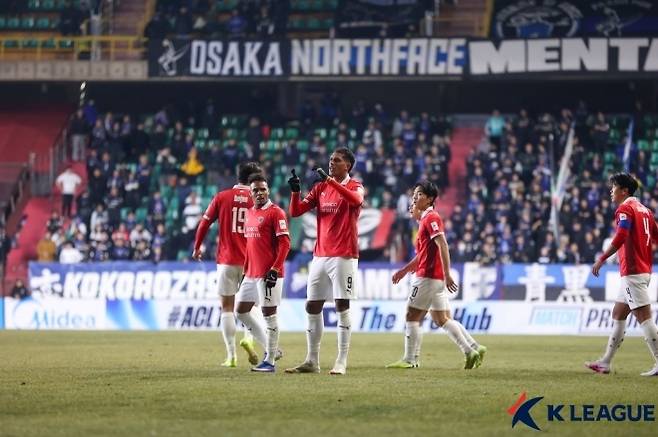 득점 후 세리머니 중인 조르지. 사진=한국프로축구연맹