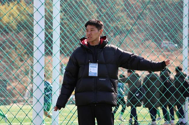 ▲ 조성환 동국대 코치. ⓒ한국대학축구연맹