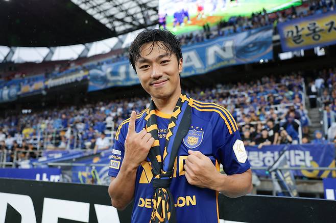 울산문수축구경기장/ K리그1/ 울산HDFC vs 김천상무프로축구단/ 울산 고승범/ 사진 김정수