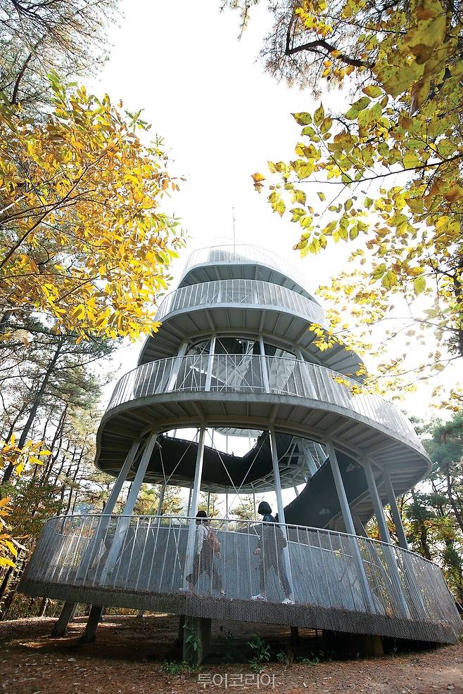 &nbsp;안양예술공원 전망대 ／사진－안양시