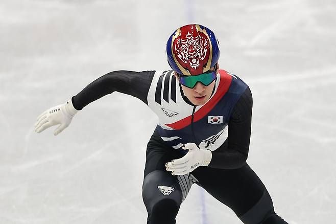 황대헌이 2026 밀라노·코르티나담페초 동계올림픽 쇼트트랙 남자 1500m 은메달을 따냈다. 김종호 기자