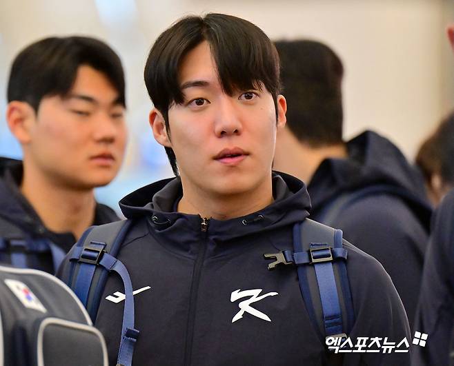 삼성 라이온즈 투수 원태인이 굴곡근 부상으로 2026 월드베이스볼클래식(WBC) 대표팀 최종 엔트리에서 제외됐다. KBO는 WBC 조직위원회에 LG 트윈스 투수 유영찬 대체 선수 선발에 대한 승인 요청을 보낸 상태다. 사진 엑스포츠뉴스 DB