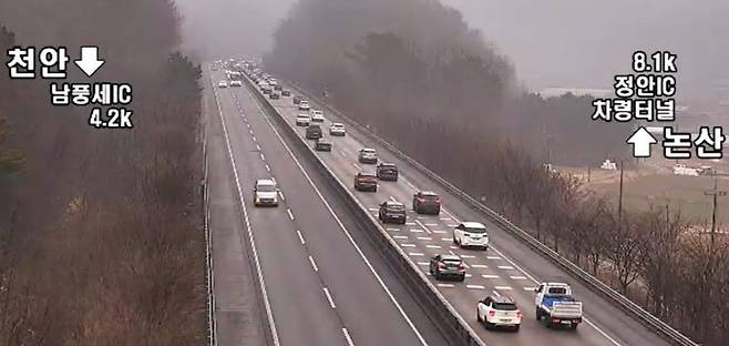 지난 2월 15일 오전 9시 27분 논산 방면으로 차량이 증가하고 있다. 사진=한국도로공사