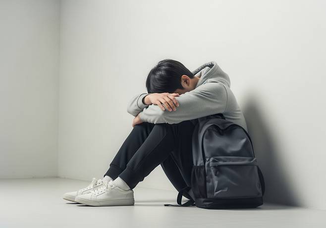 청년층의 불안은 산업 현장에 일할 사람이 부족함에도 '쉬었음' 청년은 늘어나는 '미스매치'로 이어진다. 사진은 기사의 내용과 직접적 관련 없음. /사진=클립아트코리아