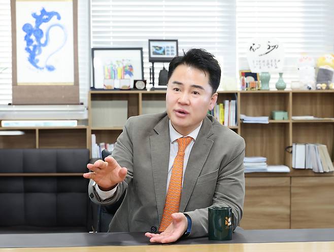오언석 서울 도봉구청장은 최근 헤럴드경제와 인터뷰에서 “지난 4년간 엄청난 발전의 토대를 마련한 도봉구의 제2 도약을 위해 최선을 다하겠다”고 말했다. [도봉구 제공]