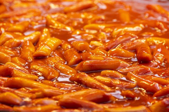 매운 음식은 체온 조절 체계를 흔들어 수면 단계의 균형을 무너뜨릴 수 있다. 클립아트코리아