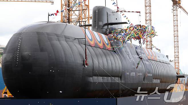 22일 오후 경남 거제 한화오션 거제사업장에서 열린 장보고-Ⅲ Batch-Ⅱ 1번함 장영실함 진수식.  ⓒ 뉴스1 윤일지 기자