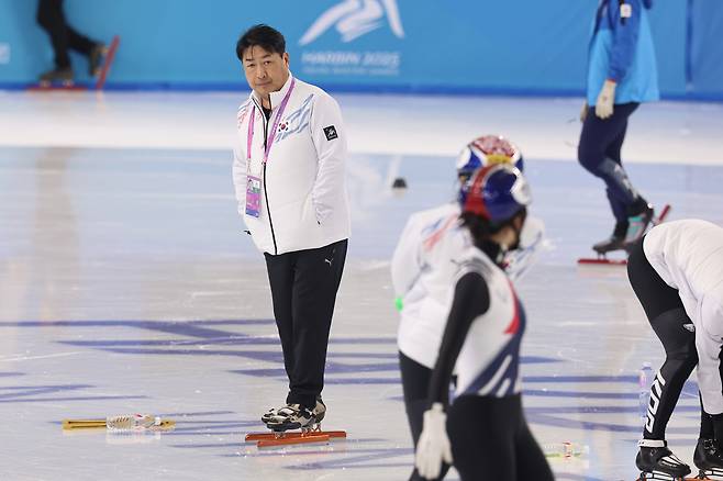 쇼트트랙 윤재명 감독. 연합뉴스