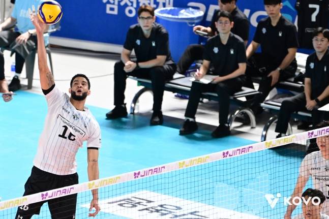 현대캐피탈 레오가 공격을 펼치고 있다. /사진=KOVO 제공