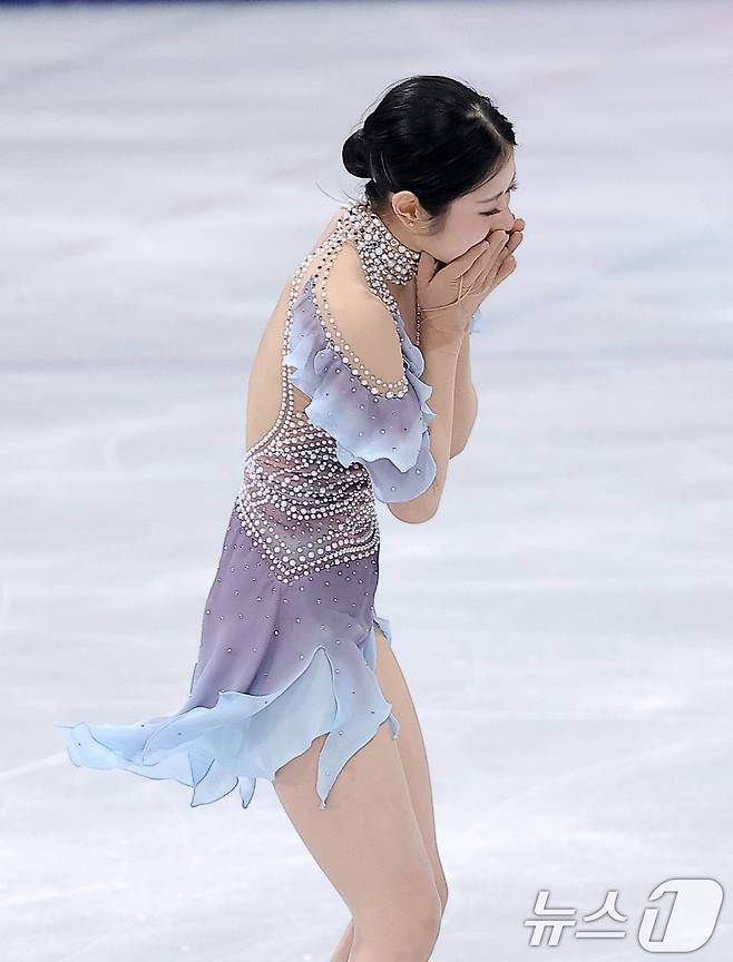 피겨 이해인이 17일(현지시간) 이탈리아 밀라노 아이스스케이팅 아레나에서 열린 2026 밀라노·코르티나담페초 동계올림픽 피겨 스케이팅 여자 싱글 쇼트 프로그램에서 연기를 마친 후 기뻐하고 있다. 2026.2.18 ⓒ 뉴스1 김성진 기자