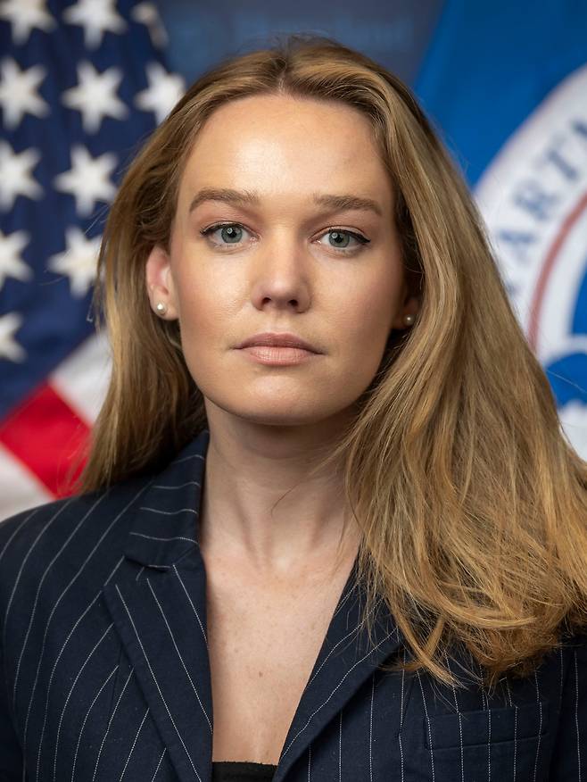 미국 국토안보부(DHS) 내 강경 이민 정책의 상징적 인물이었던 트리샤 맥러플린 대변인/ 미 국토안보부