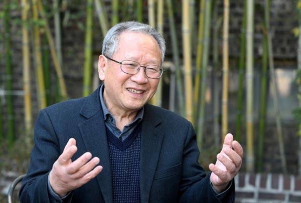 임재택 부산대 명예교수가 생태유아교육과 최근 교육계 현안에 대한 생각을 말하고 있다. 김성효 선임기자 kimsh@kookje.co.kr