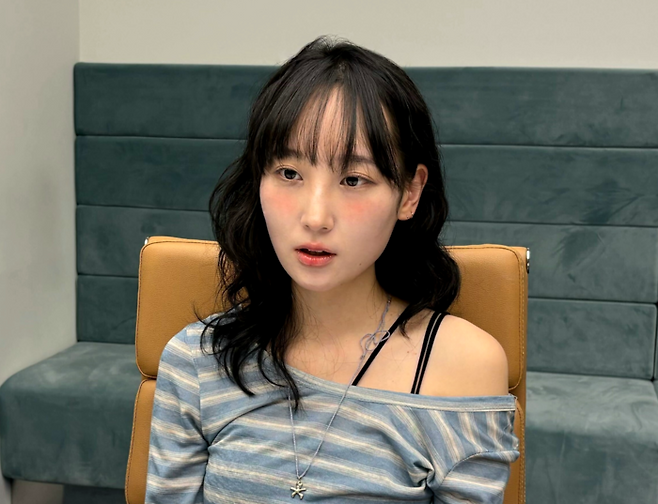 에이블리 파트너스 셀러인 문봄이 대표가 지난 12일 매경AX와 서울 서초동 일대에서 인터뷰를 진행하고 있다. [에이블리]