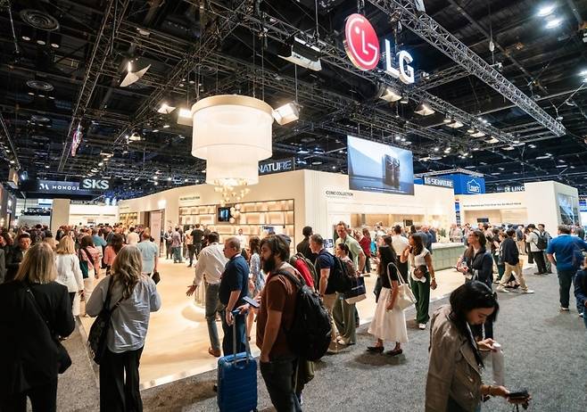 17~19일(현지시간) 미국 올랜도에서 열리는 북미 최대 주방욕실 전시회 KBIS 2026에 꾸려진 LG전자 부스 전경 [LG전자 제공]
