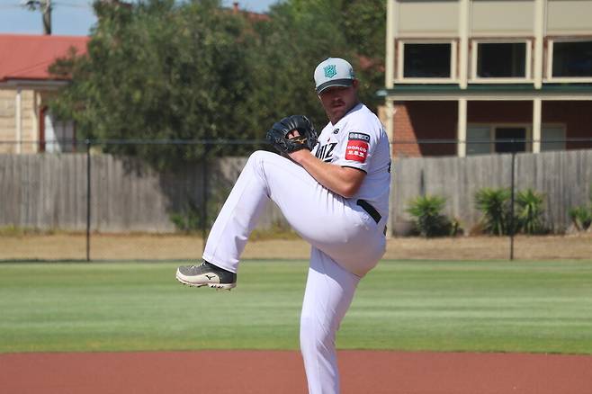 ▲ KT 위즈의 새 외국인 투수 맷 사우어. ⓒ KT 위즈