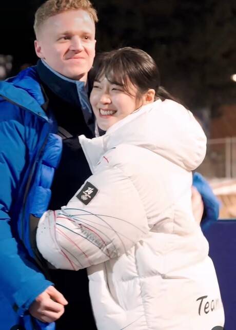 한국 여자 컬링 대표팀의 설예은과 영국 남자 컬링대표팀 바비 래미는 올림픽 기간 중 데이트하는 모습을 공개해 화제를 모았다. 설예은 SNS 영상 갈무리