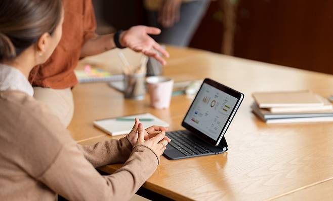 이 책은 주니어 마케터가 커리어 초반에 겪는 어려움에 실질적인 도움을 주는 실전 지침서다.[사진 | 게티이미지뱅크]