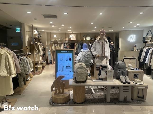 롯데백화점 잠실점의 아웃도어 브랜드 노르디스크 매장. 사진=정혜인 기자 hij@