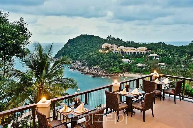 반얀트리 샤프론레스토랑/사진-코코사무이