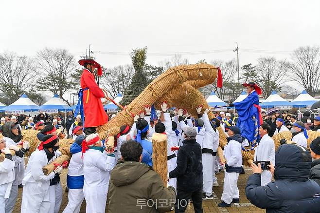 순흥초군청민속문화재 성하·성북 줄다리기 /사진-영주시