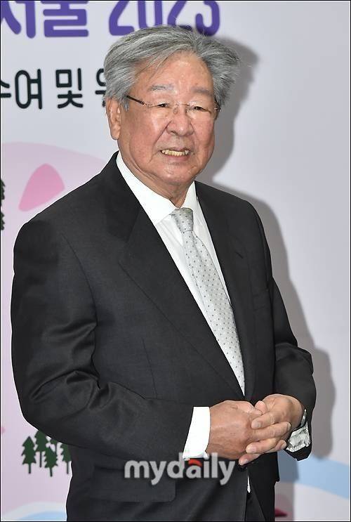 최불암 / 마이데일리