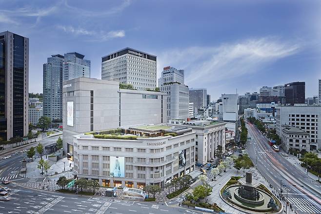 신세계백화점 본점 전경 [신세계백화점 제공]