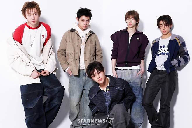 코르티스(왼쪽부터 마틴, 제임스, 건호, 주훈, 성현) /사진=김휘선 기자 hwijpg@