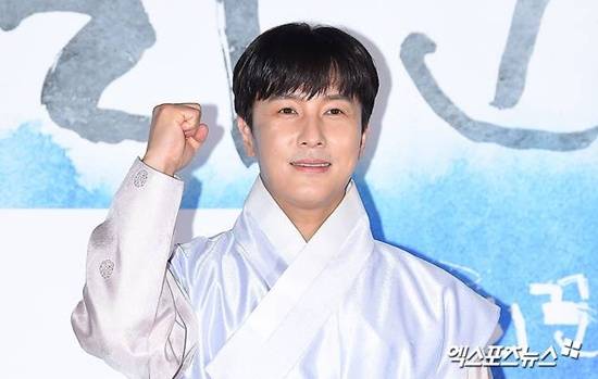 김동완. DB 사진.