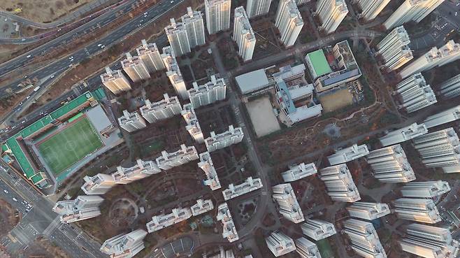 하늘에서 본 서울 아파트 단지 모습. (사진=모션 엘리먼츠)