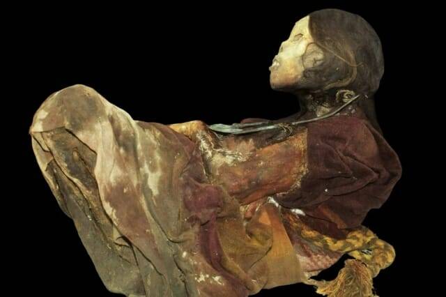 ‘암파토의 여인’으로 알려진 암파토 1호 미라의 모습 (사진=카파코차, 고고학 프로젝트)