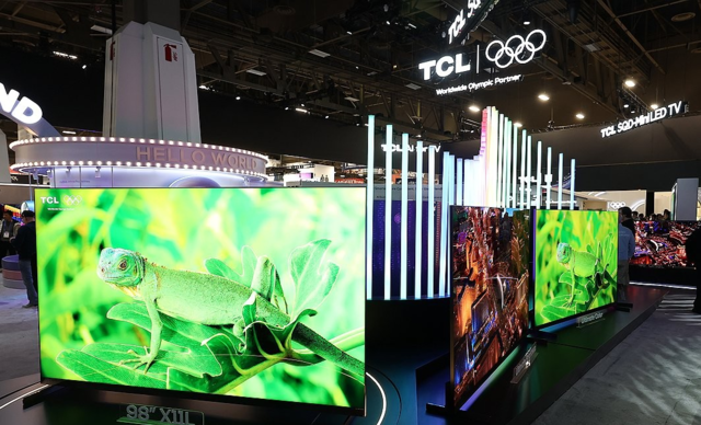 지난 1월 미국 네바다주 라스베이거스 컨벤션센터(LVCC)에 중국 전자제품 회사 TCL의 부스에 AI TV가 전시돼 있다. 연합뉴스
