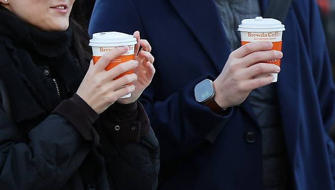 아메리카노 한 잔은 OK? 미국산부인과학회 “하루 200mg 이하 섭취는 안전”&nbsp;. 사진 뉴스1