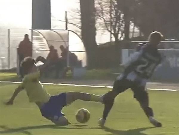 이현주 나시오날전 퇴장 장면. 중계화면