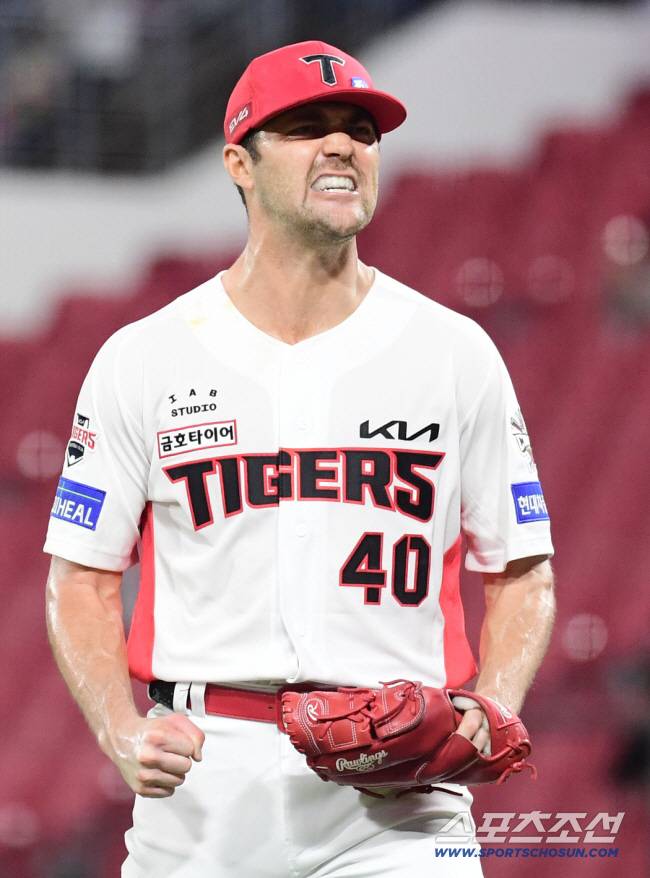 10일 광주 기아챔피언스필드에서 열린 KIA와 삼성의 경기. 5회 2사 만루 실점 위기를 넘기고 포효하는 KIA 네일. 광주=송정헌 기자songs@sportschosun.com/2025.09.10/