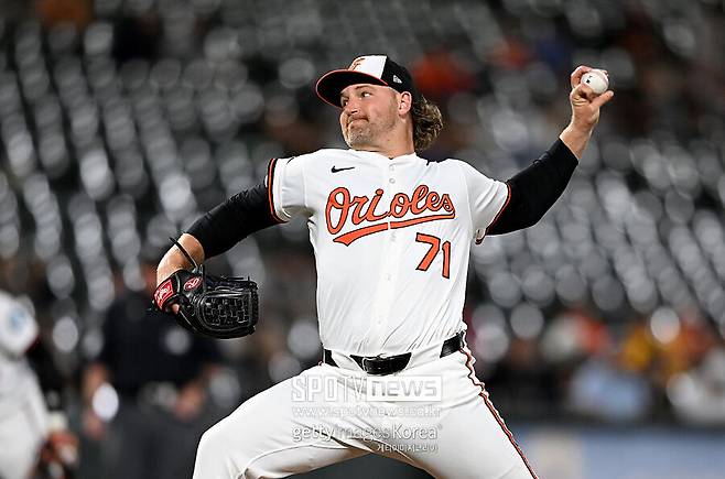 ▲ 시범경기 첫 등판에서 극도로 부진해 관심을 모은 전 LG 투수 디트릭 엔스