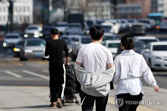 포근한 주말 [연합뉴스 자료사진]