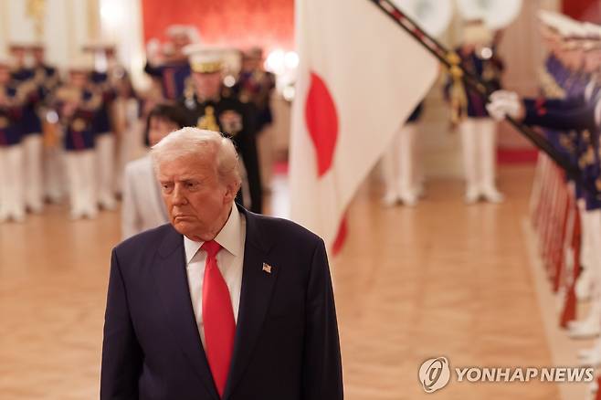 작년 10월 일본을 방문한 도널드 트럼프 미국 대통령 [EPA 연합뉴스 자료사진. 재판매 및 DB 금지]