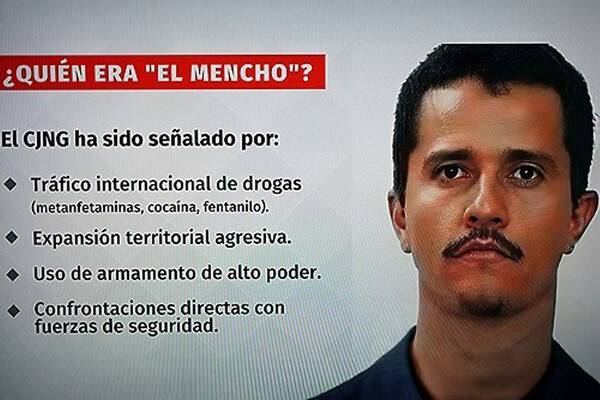 멕시코 방송화면에 나온 숨진 카르텔 수장 '엘 멘초'. 연합뉴스