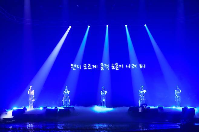 걸그룹 에이핑크(Apink)가 22일 서울 장충체육관에서 콘서트 ‘The Origin : APINK’를 선보이고 있다. 위드어스엔터테인먼트