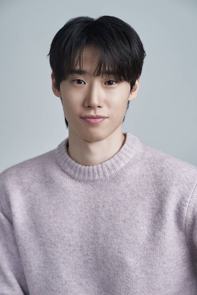 장항준 감독의 영화 ‘왕과 사는 남자’에서 태산 역을 연기한 배우 김민. 사진 제이와이드컴퍼니