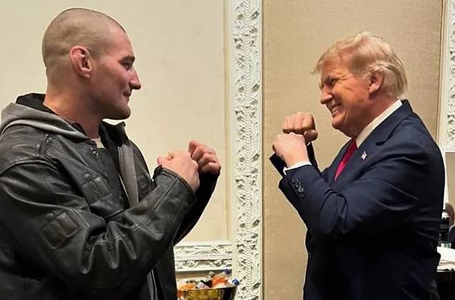 션 스트릭랜드(왼쪽)와 도널드 트럼프 미국 대통령. /사진=션 스트릭랜드 개인 사회관계망서비스(SNS)