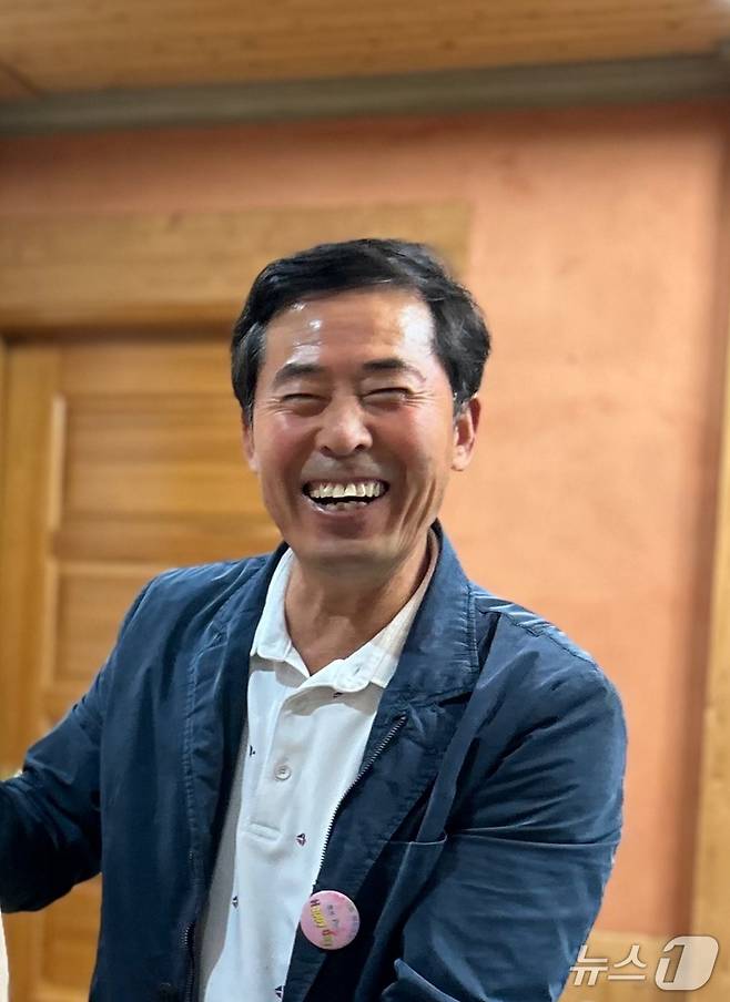 (서울=뉴스1) 강승지 기자 = 업무 중 쓰러진 60대 가장이 끝내 의식을 회복하지 못한 채 뇌사 장기기증으로 2명을 살린 뒤 세상을 떠났다. 사진은 기증자 이원희 씨.(66)(한국장기조직기증원 제공)